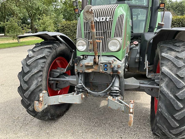 2001 fendt vario favorit 716 vierwielaangedreven landbouwtractor - afbeelding 32 van  38