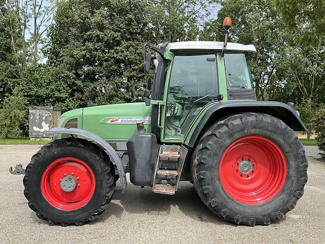 2001 fendt vario favorit 716 vierwielaangedreven landbouwtractor - afbeelding 5 van  38