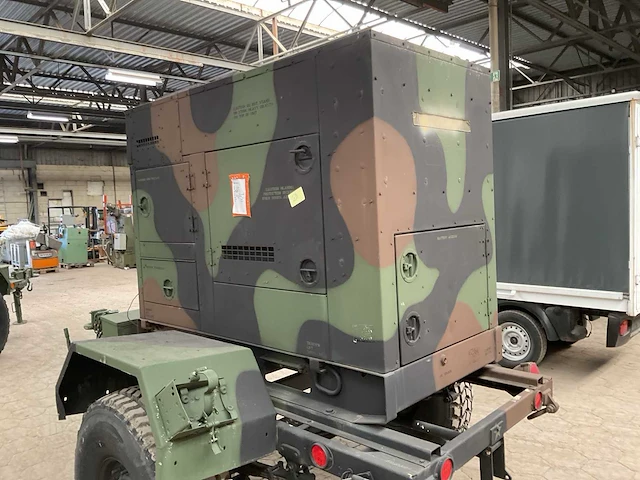 2001 fermont div mep-804a stroomgenerator op aanhanger - afbeelding 10 van  13