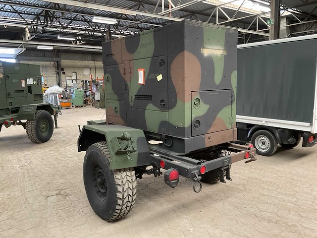 2001 fermont div mep-804a stroomgenerator op aanhanger - afbeelding 4 van  13