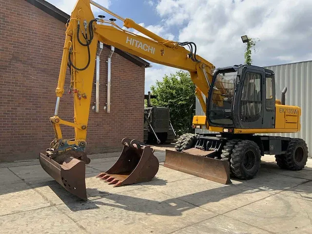 2001 fiat hitachi ex135w banden graafmachine - afbeelding 1 van  42