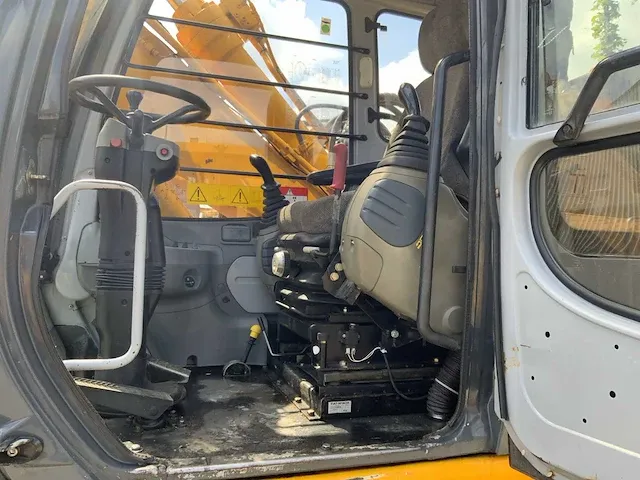 2001 fiat hitachi ex135w banden graafmachine - afbeelding 20 van  42