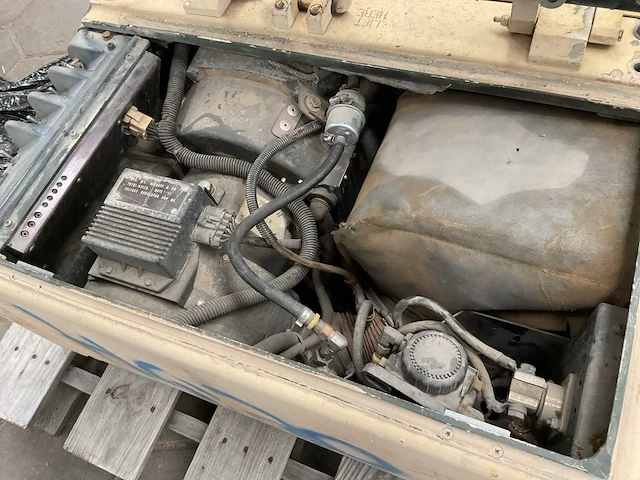 2001 gbi mep-952b stroomgenerator - afbeelding 6 van  8