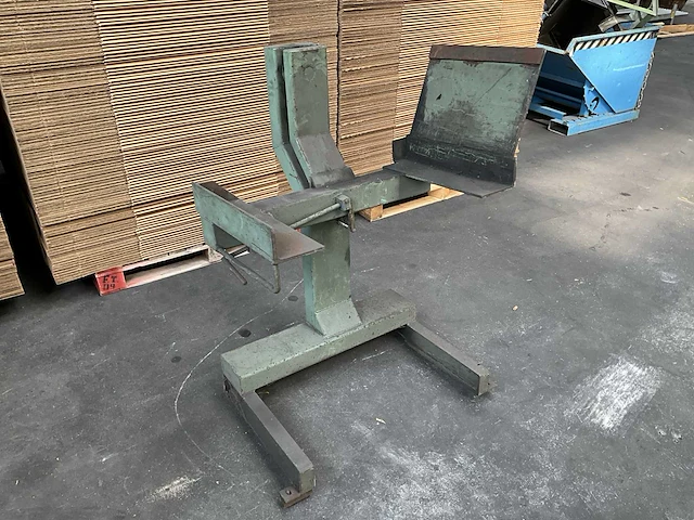 2001 gemert 1740-02 kantelbank - afbeelding 3 van  7