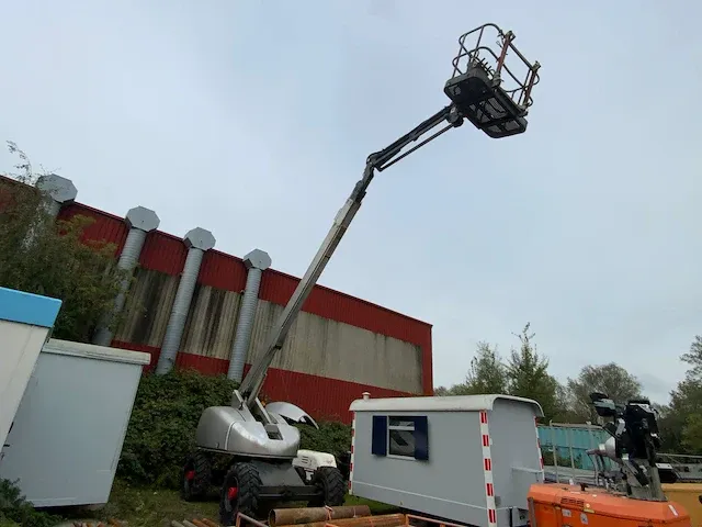 2001 haulotte h23tpx 4x4 roterende telescoop hoogwerker - afbeelding 1 van  15