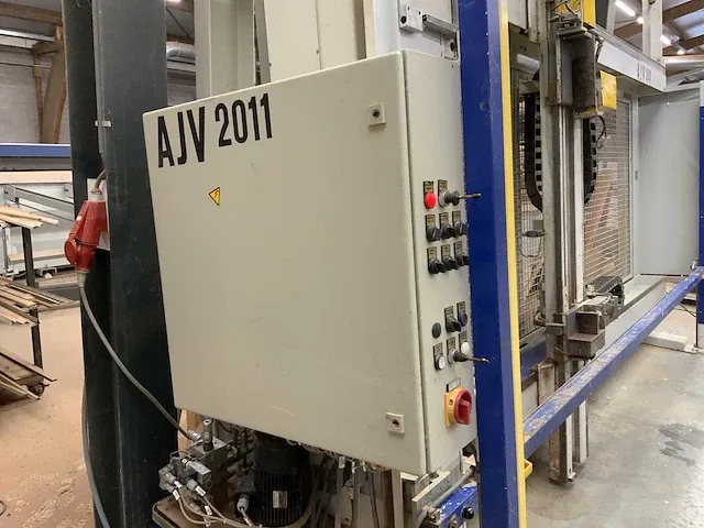 2001 hess lux2000-opto opsluitbank - afbeelding 7 van  16