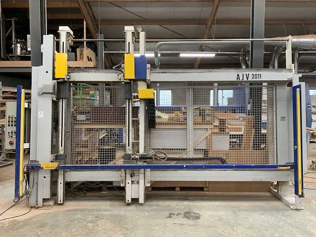 2001 hess lux2000-opto opsluitbank - afbeelding 10 van  16