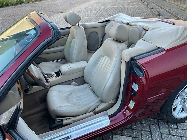 2001 jaguar xk8 cabriolet - afbeelding 7 van  37