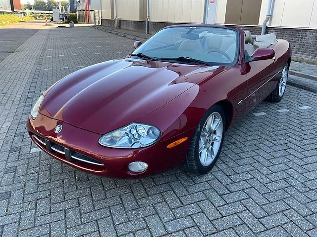 2001 jaguar xk8 cabriolet - afbeelding 1 van  37