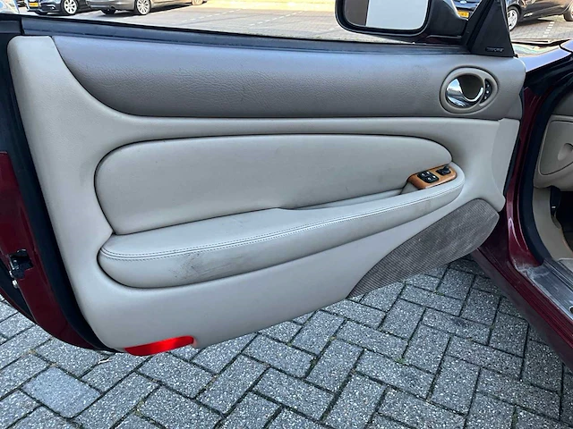 2001 jaguar xk8 cabriolet - afbeelding 14 van  37