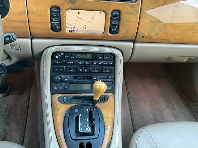 2001 jaguar xk8 cabriolet - afbeelding 15 van  37