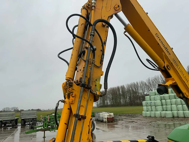2001 john deere 6600 vierwielaangedreven landbouwtractor - afbeelding 16 van  76