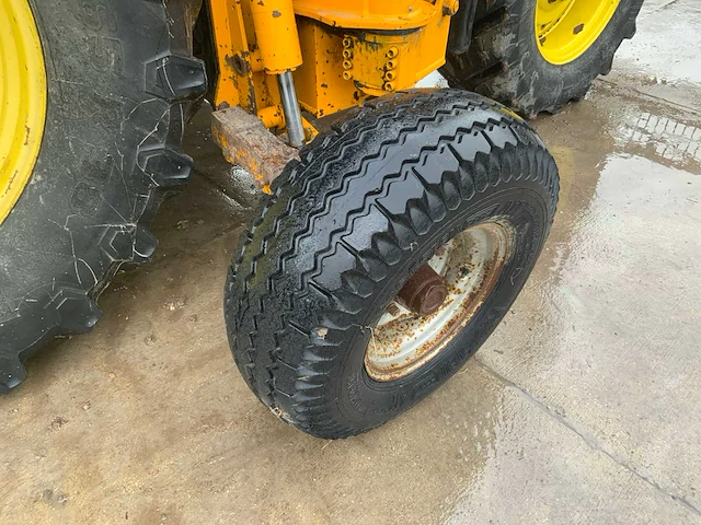 2001 john deere 6600 vierwielaangedreven landbouwtractor - afbeelding 30 van  76
