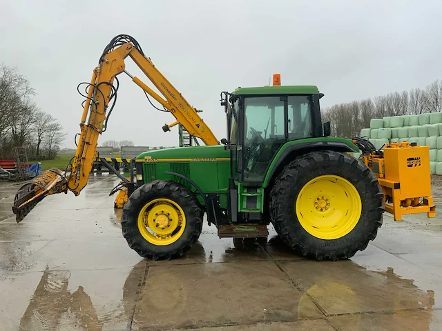 2001 john deere 6600 vierwielaangedreven landbouwtractor - afbeelding 23 van  76