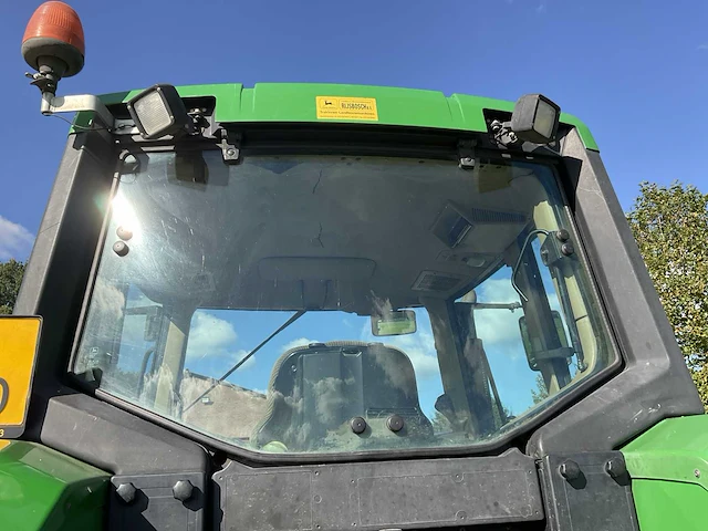 2001 john deere 6810 vierwielaangedreven landbouwtractor - afbeelding 6 van  33