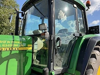 2001 john deere 6810 vierwielaangedreven landbouwtractor - afbeelding 29 van  33