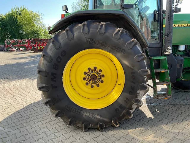 2001 john deere 7810 vierwielaangedreven landbouwtractor - afbeelding 3 van  23