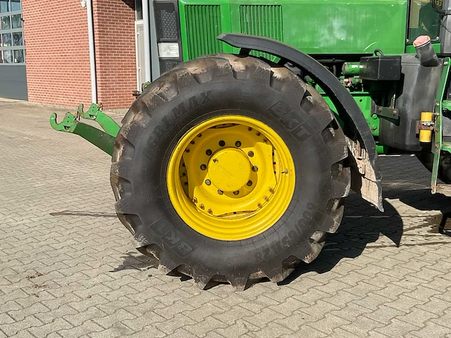 2001 john deere 7810 vierwielaangedreven landbouwtractor - afbeelding 6 van  23