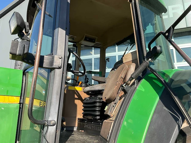 2001 john deere 7810 vierwielaangedreven landbouwtractor - afbeelding 9 van  23