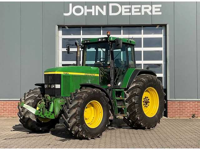 2001 john deere 7810 vierwielaangedreven landbouwtractor - afbeelding 1 van  23