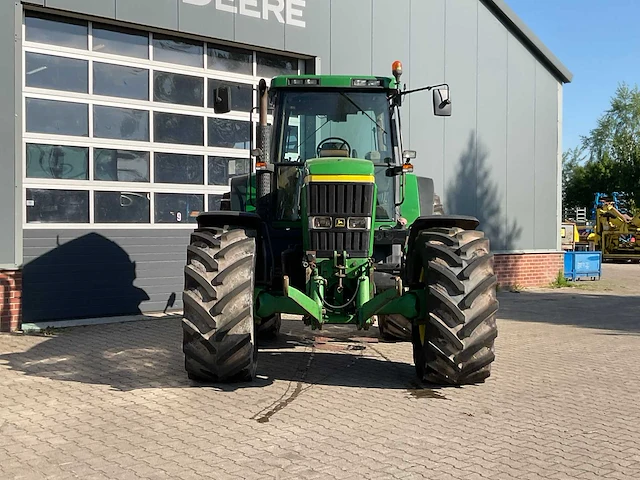 2001 john deere 7810 vierwielaangedreven landbouwtractor - afbeelding 18 van  23