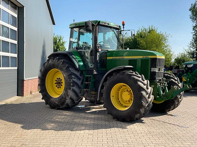 2001 john deere 7810 vierwielaangedreven landbouwtractor - afbeelding 19 van  23