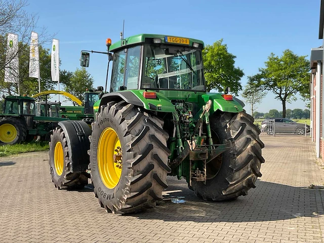 2001 john deere 7810 vierwielaangedreven landbouwtractor - afbeelding 21 van  23