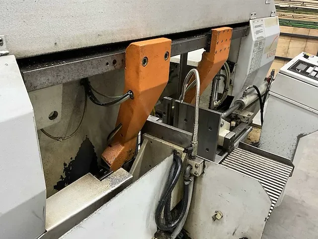 2001 kasto kastotwin a4 bandzaagmachine - afbeelding 11 van  35