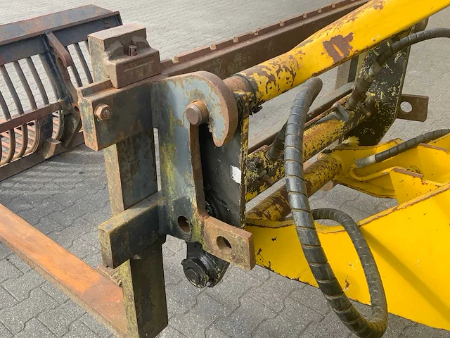 2001 kramer 308 wiellader met bakken - afbeelding 37 van  38