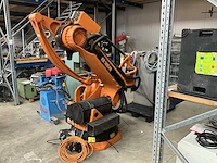 2001 kuka kr 180pa palletiseer robotarm - afbeelding 1 van  14