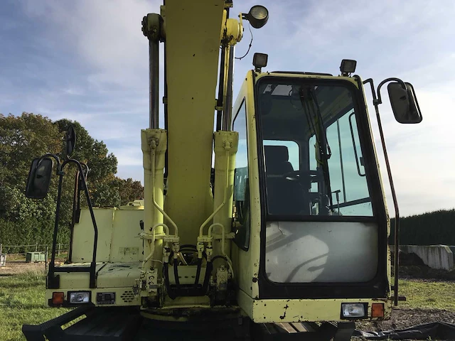 2001 liebherr a 900 b litronic banden graafmachine - afbeelding 26 van  30