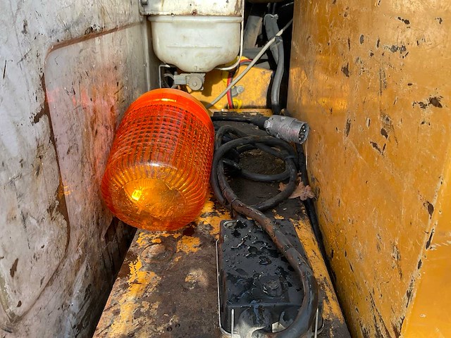 2001 liebherr a 900 b litronic banden graafmachine - afbeelding 36 van  50