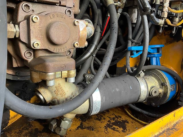 2001 liebherr a 900 b litronic banden graafmachine - afbeelding 40 van  50