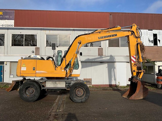 2001 liebherr a 900 b litronic banden graafmachine - afbeelding 45 van  50