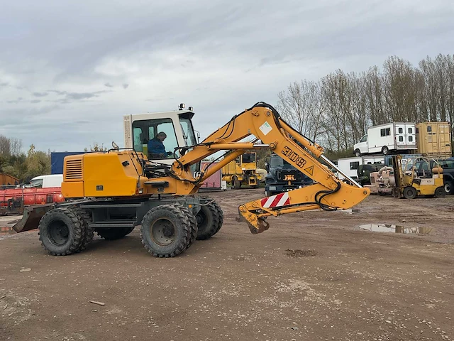 2001 liebherr a308 mobiele kraan - afbeelding 7 van  27