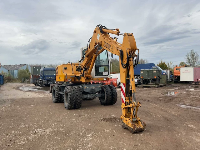 2001 liebherr a308 mobiele kraan - afbeelding 12 van  27