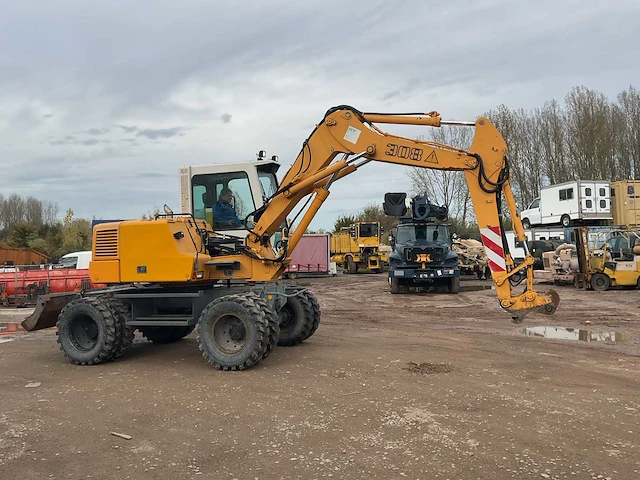 2001 liebherr a308 mobiele kraan - afbeelding 24 van  27