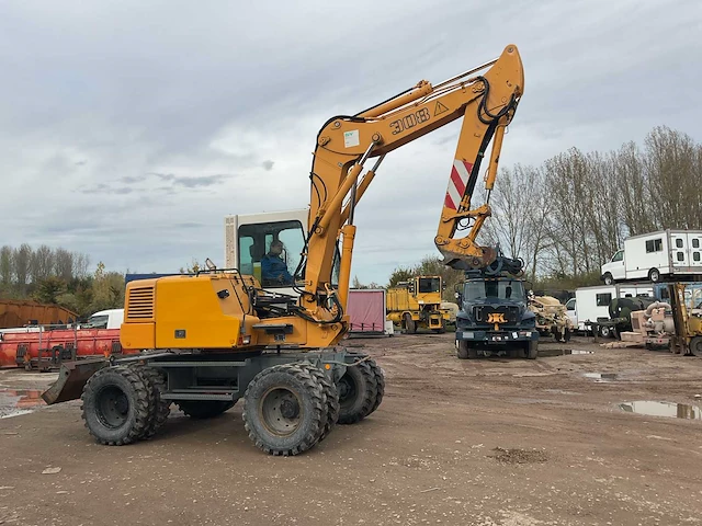 2001 liebherr a308 mobiele kraan - afbeelding 25 van  27