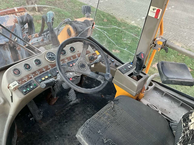 2001 ljungby maskin l10 wiellader - afbeelding 31 van  48