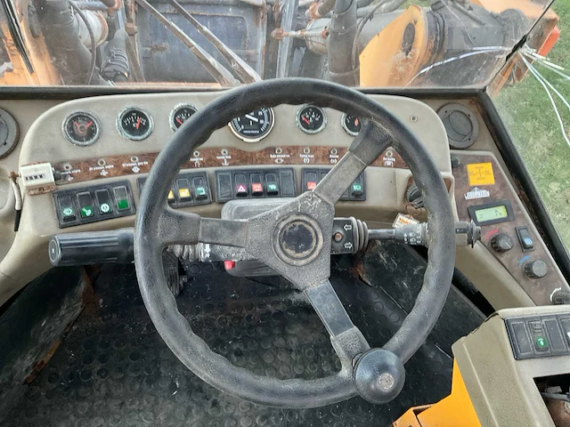 2001 ljungby maskin l10 wiellader - afbeelding 32 van  48