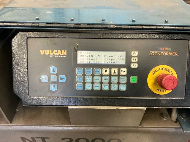 2001 lockformer nt 2000 plasmasnijmachine - afbeelding 9 van  13