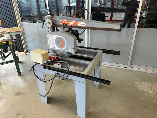 2001 maggi junior 640 radiaalafkortzaagmachine - afbeelding 3 van  13