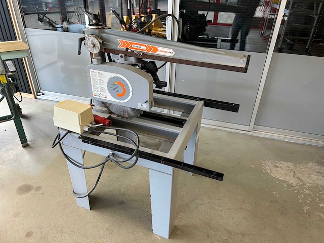 2001 maggi junior 640 radiaalafkortzaagmachine - afbeelding 5 van  13