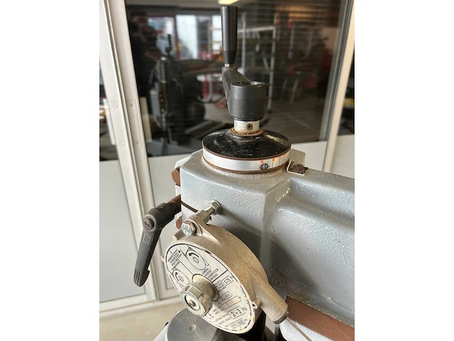 2001 maggi junior 640 radiaalafkortzaagmachine - afbeelding 11 van  13