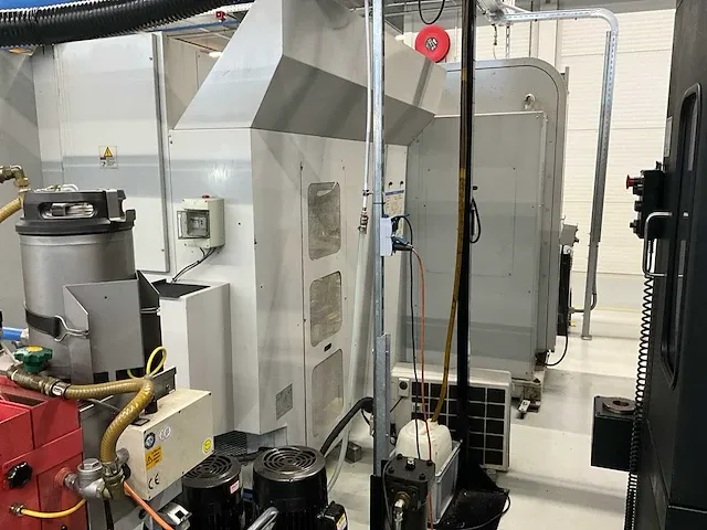 2001 mazak integrex 300-iisy cnc draai-freescentrum - afbeelding 45 van  48