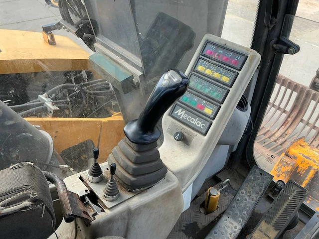 2001 mecalac 12mxt graaflaadmachine - afbeelding 14 van  31