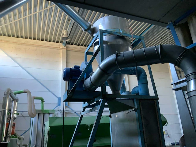 2001 meconaf cycloontrechters, opvoerschroef en zakkenfilter - afbeelding 4 van  17