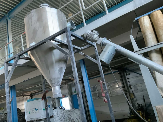 2001 meconaf cycloontrechters, opvoerschroef en zakkenfilter - afbeelding 13 van  17