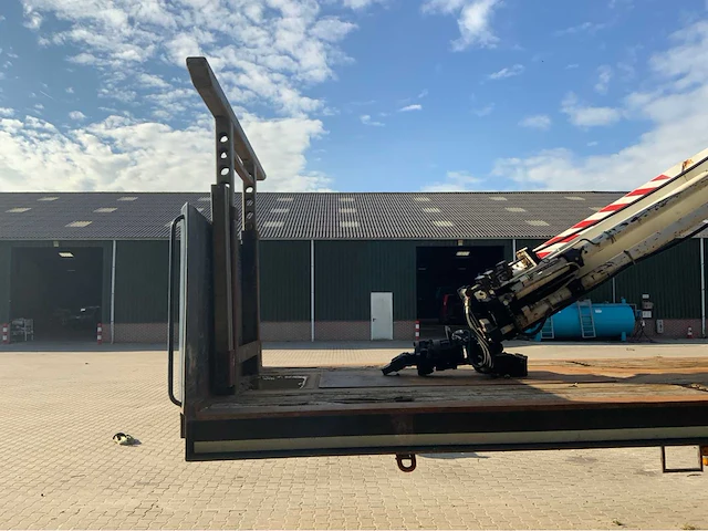 2001 nooteboom uitschuifbare dieplader (35.5m) met verrijdbare 2010 kennis kraan r40/120 - afbeelding 10 van  84
