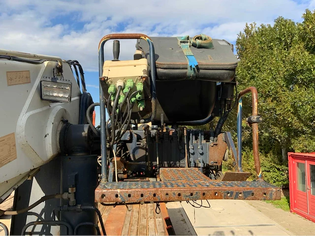 2001 nooteboom uitschuifbare dieplader (35.5m) met verrijdbare 2010 kennis kraan r40/120 - afbeelding 36 van  84